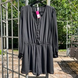 NWT Long Sleeve Romper - Size XXL